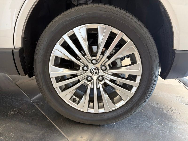 Used 2023 Toyota Venza SUV