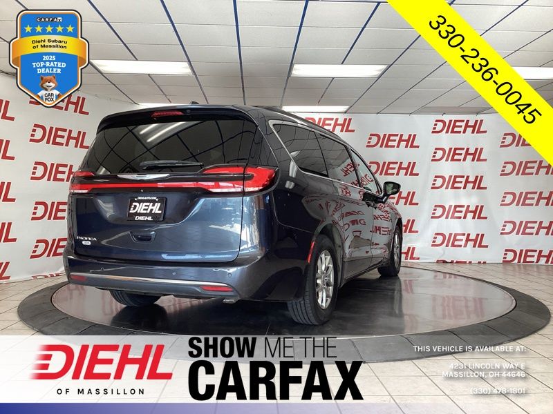 Used 2021 Chrysler Pacifica Van