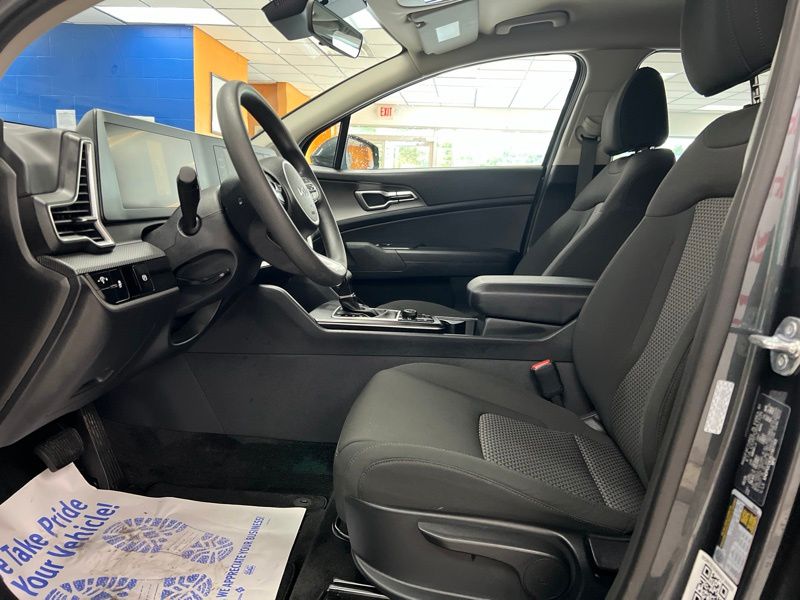 Used 2025 Kia Sportage SUV