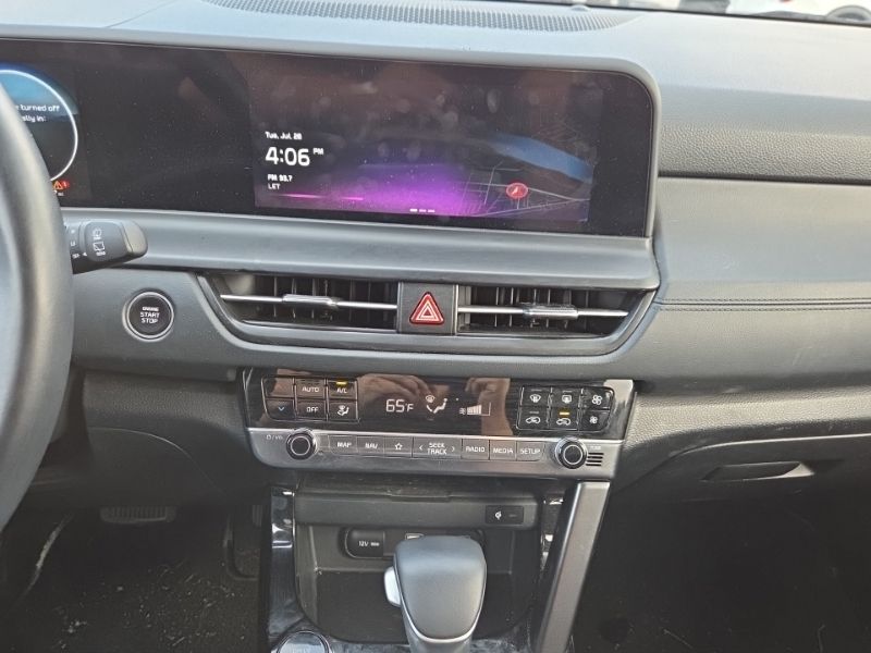 Used 2025 Kia Seltos SUV