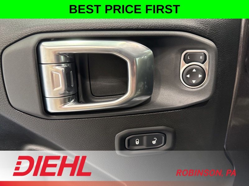 New 2026 Jeep Wrangler SUV