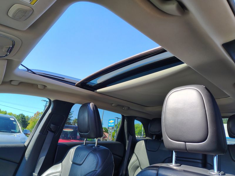 Used 2016 Jeep Cherokee SUV