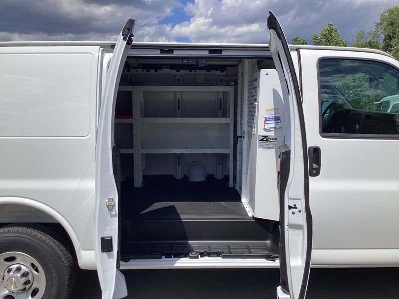New 2026 Chevrolet Express 3500 Van