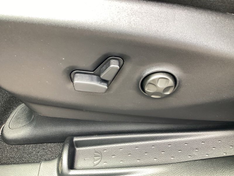 New 2027 Chrysler Pacifica Van