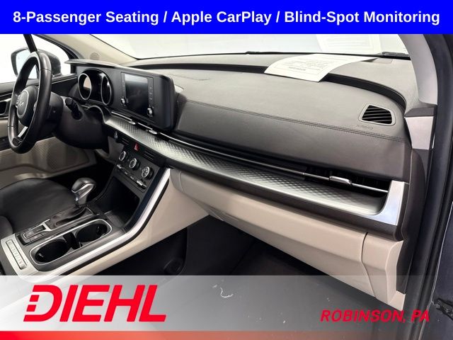 Used 2024 Kia Carnival Van