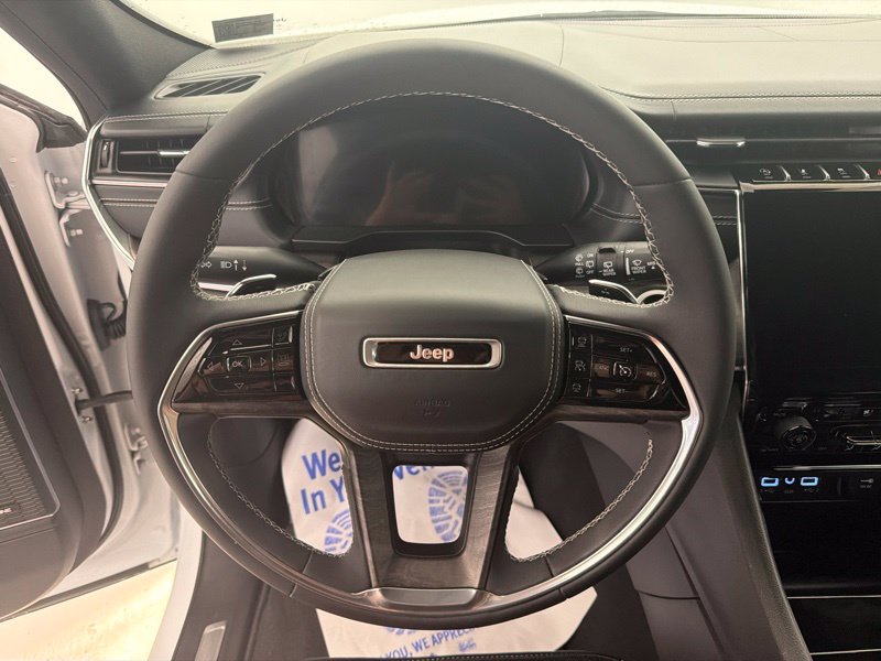 Used 2023 Jeep Grand Cherokee SUV