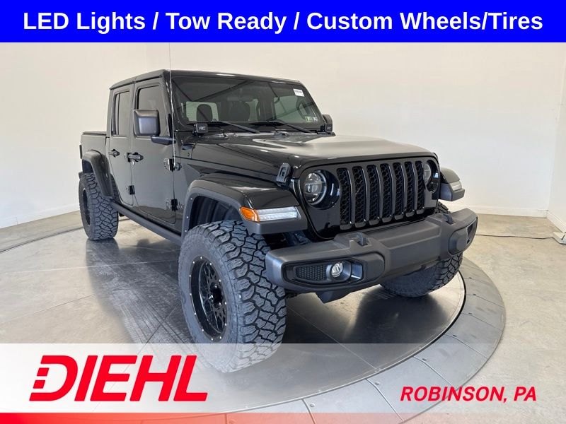 2022 Jeep Gladiator Sport Crew Cab 4WD