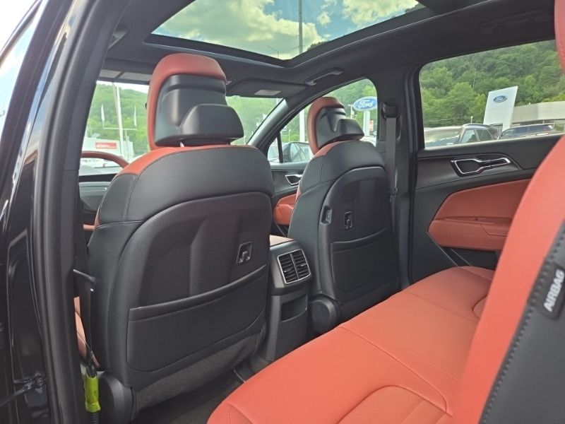 New 2026 Kia Sportage Hybrid SUV