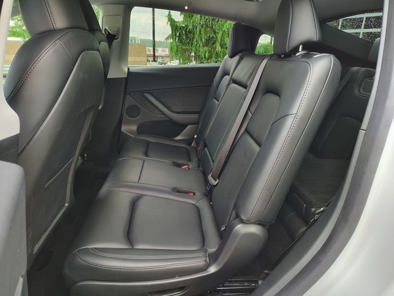 Used 2025 Tesla Model Y SUV