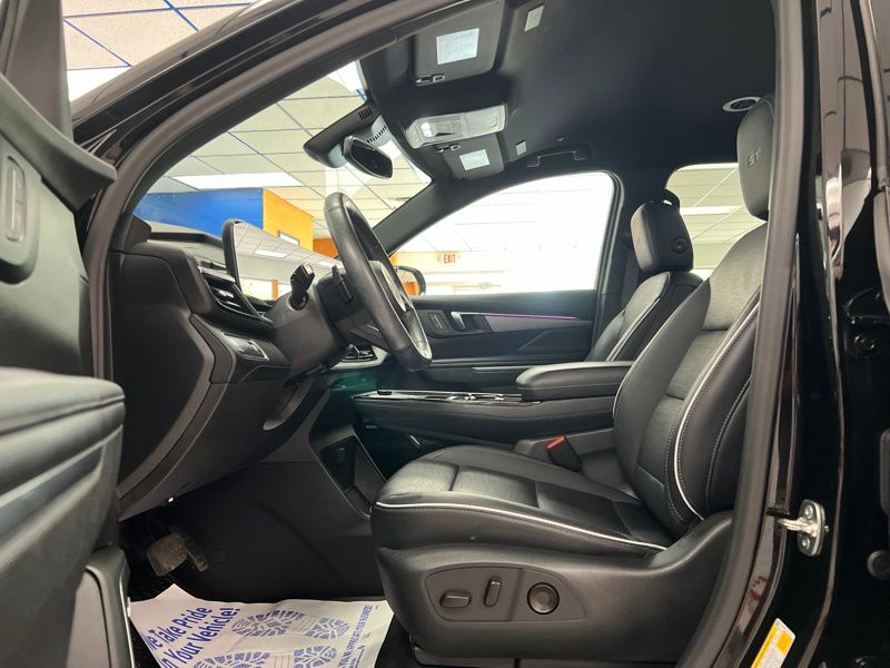 Used 2025 Buick Enclave SUV