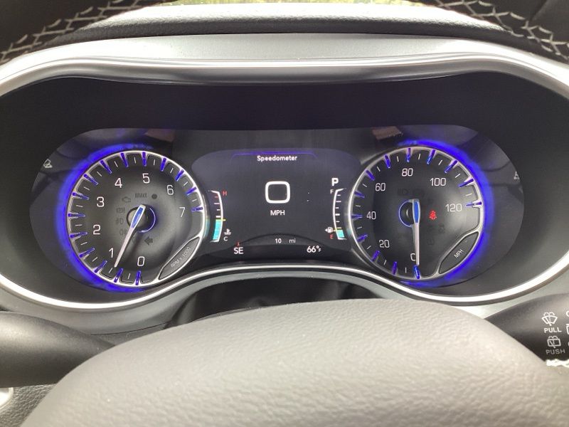 New 2026 Chrysler Pacifica Van