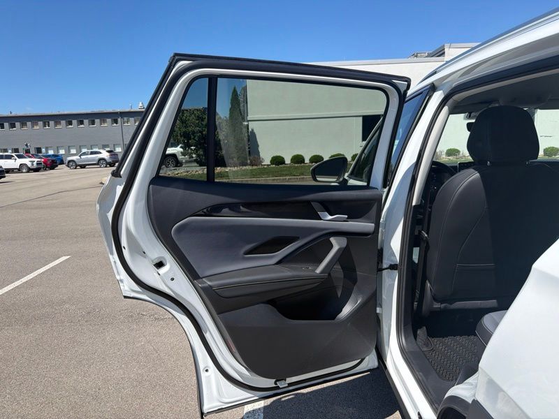 New 2026 Volkswagen Tiguan SUV