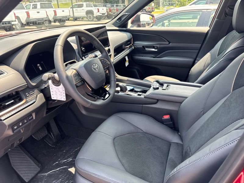 New 2026 Toyota Grand Highlander Hybrid SUV