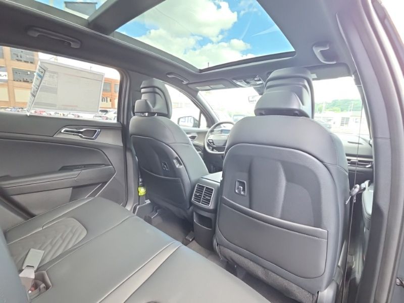 New 2026 Kia Sportage Hybrid SUV