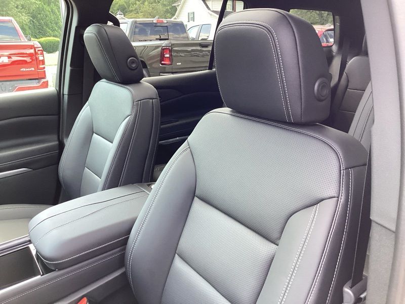 New 2027 Chevrolet Traverse SUV