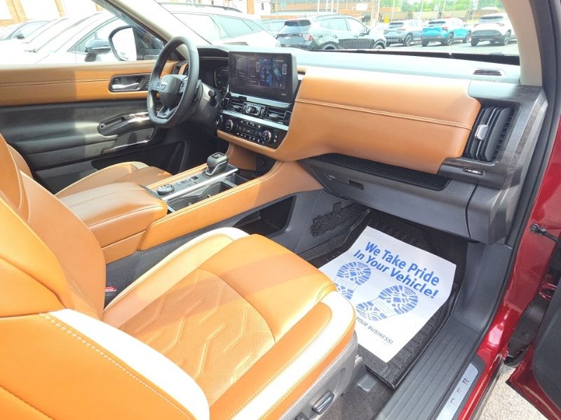 Used 2026 Nissan Pathfinder SUV