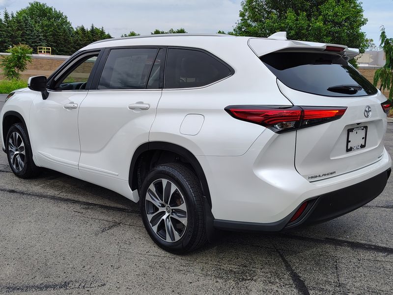 Used 2023 Toyota Highlander SUV