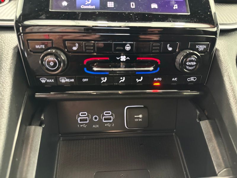 Used 2025 Jeep Grand Cherokee SUV