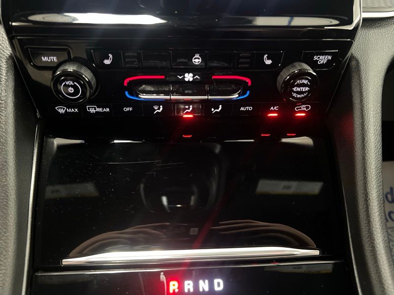 Used 2024 Jeep Grand Cherokee SUV