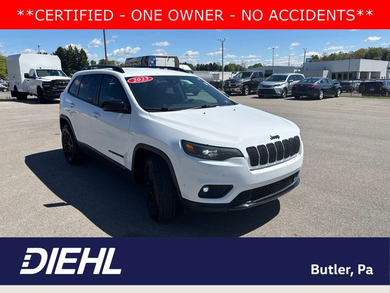 2023 Jeep Cherokee Altitude Lux 4X4's photo