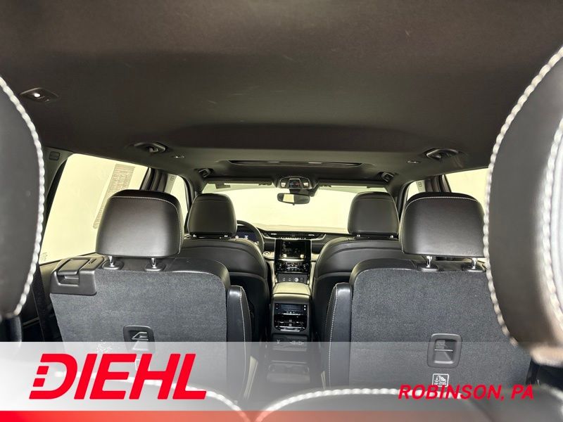 Used 2023 Jeep Grand Cherokee L SUV