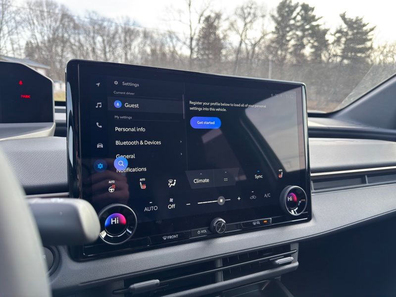 2026 Toyota bZ XLE - Photo 18