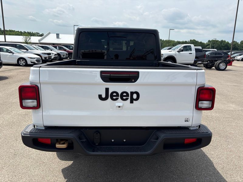 New 2026 Jeep Gladiator Truck