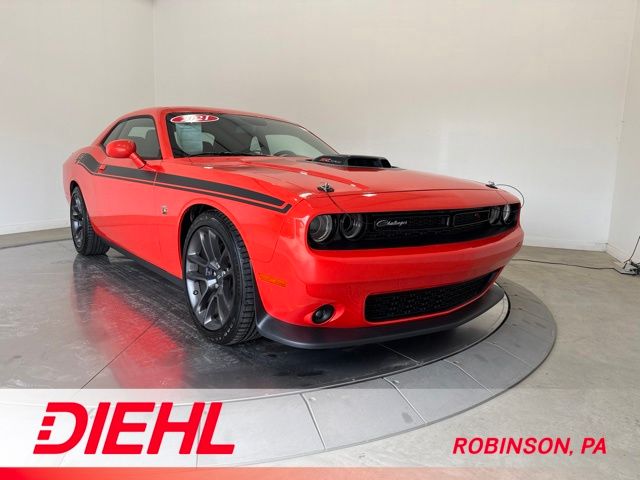 Go Mango! 2021 Dodge Challenger Coupe Rear-Wheel Drive 6-Speed Manual
