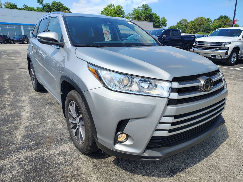 Used 2017 Toyota Highlander SUV