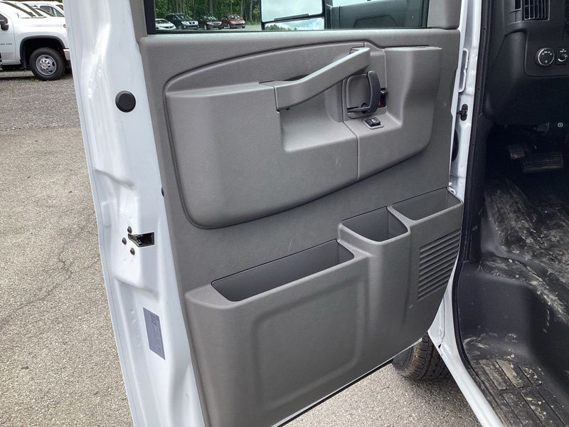 New 2026 Chevrolet Express 3500 Coupe