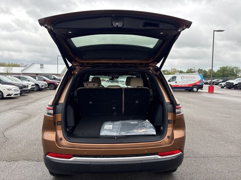 New 2026 Jeep Grand Cherokee SUV