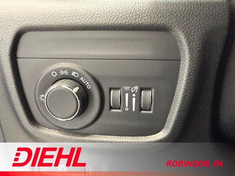 Used 2023 Jeep Grand Cherokee L SUV