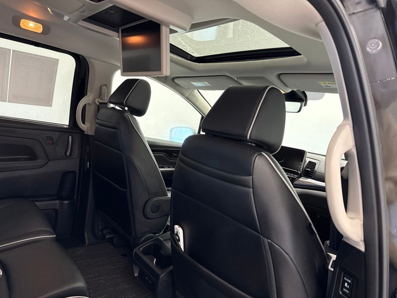 Used 2025 Honda Odyssey Van