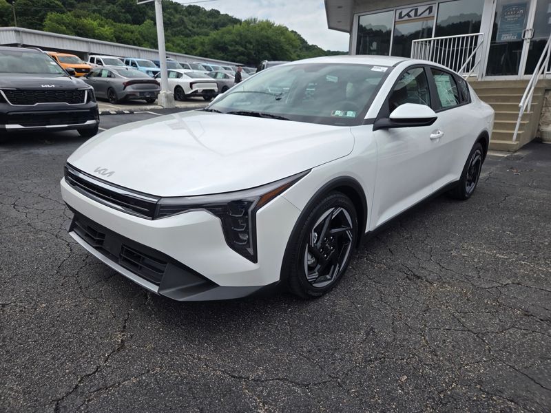 New 2026 Kia K4 Sedan