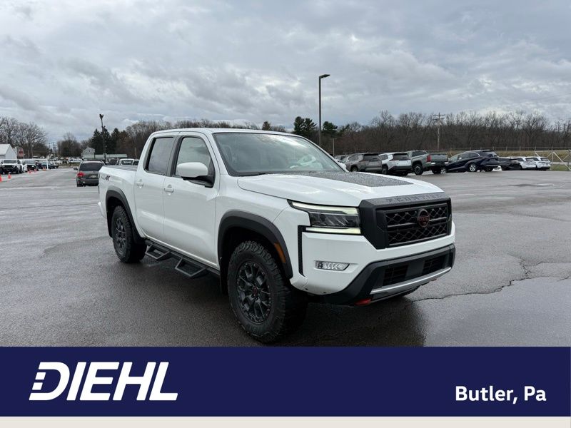 2023 Nissan Frontier PRO-4X Crew Cab 4WD