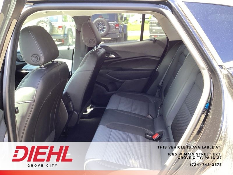 Used 2024 Chevrolet Trax SUV