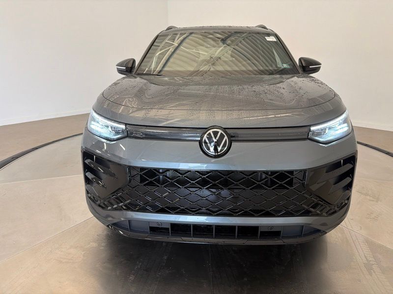 New 2026 Volkswagen Tiguan SUV