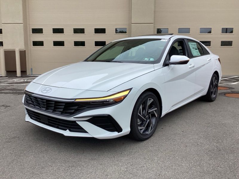 New 2026 Hyundai Elantra Hybrid Sedan