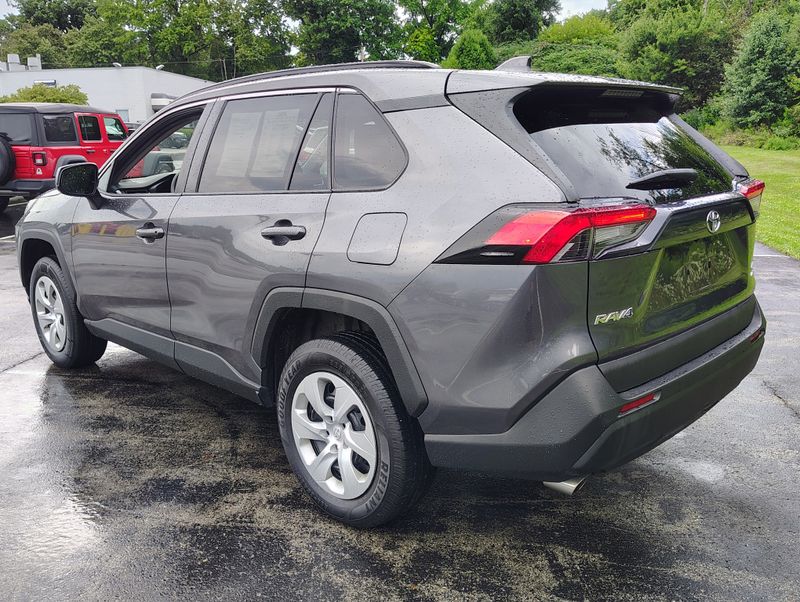 Used 2021 Toyota RAV4 SUV