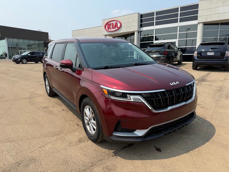 Used 2023 Kia Carnival Van