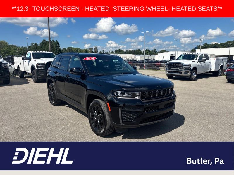 Diamond Black Crystal Pearlcoat 2026 Jeep Grand Cherokee SUV / Crossover Four-Wheel Drive 8-Speed Automatic