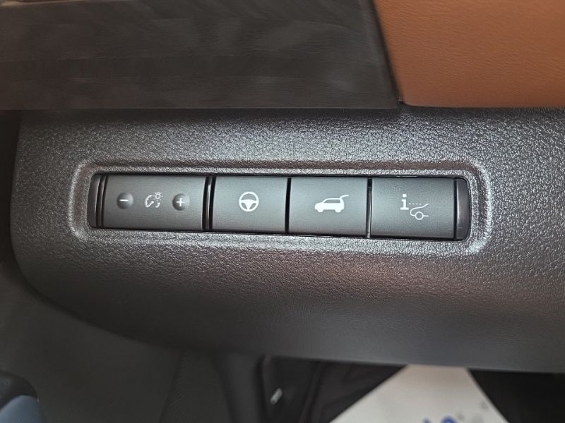 Used 2026 Nissan Pathfinder SUV