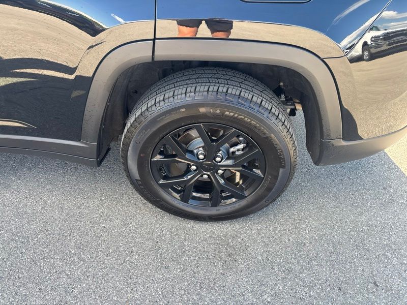 Used 2026 Jeep Grand Cherokee SUV