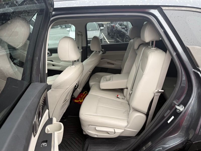 Used 2023 Kia Sorento SUV