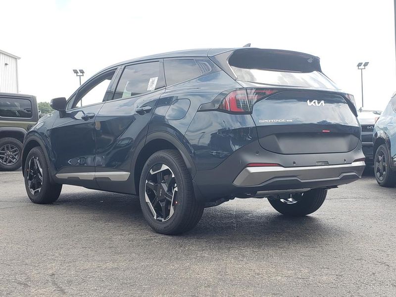 New 2027 Kia Sportage Hybrid SUV