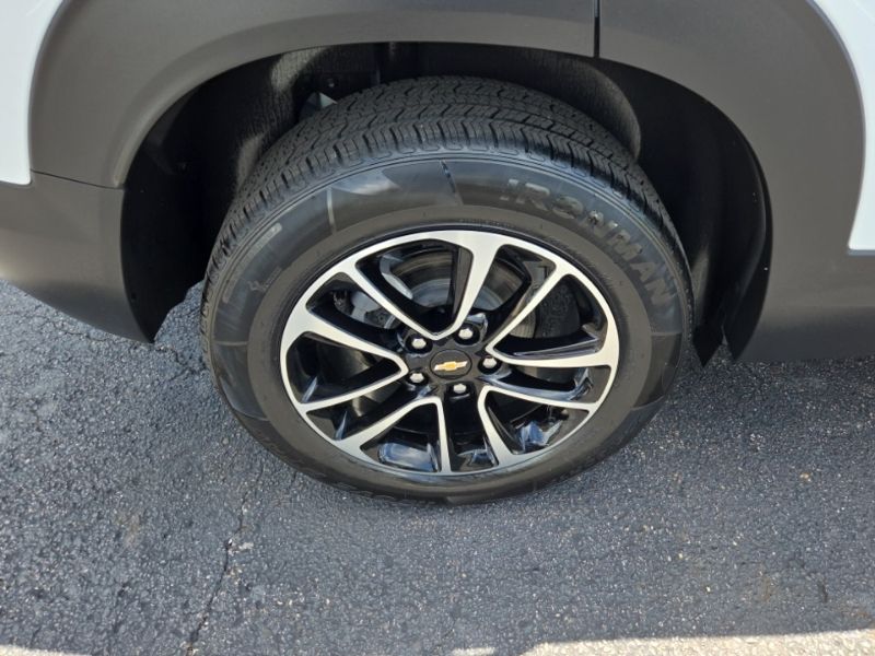 Used 2025 Chevrolet TrailBlazer SUV