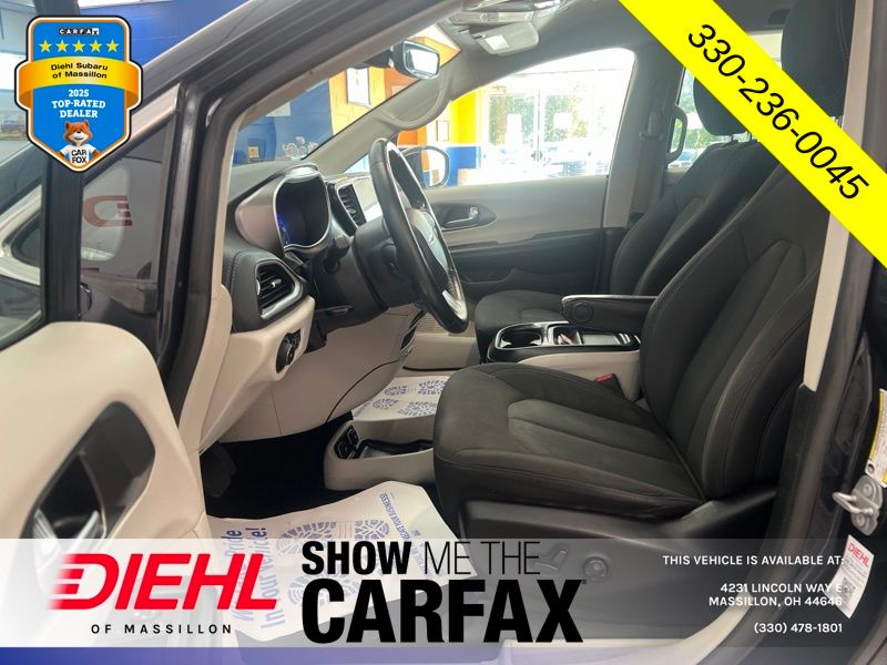 Used 2021 Chrysler Pacifica Van