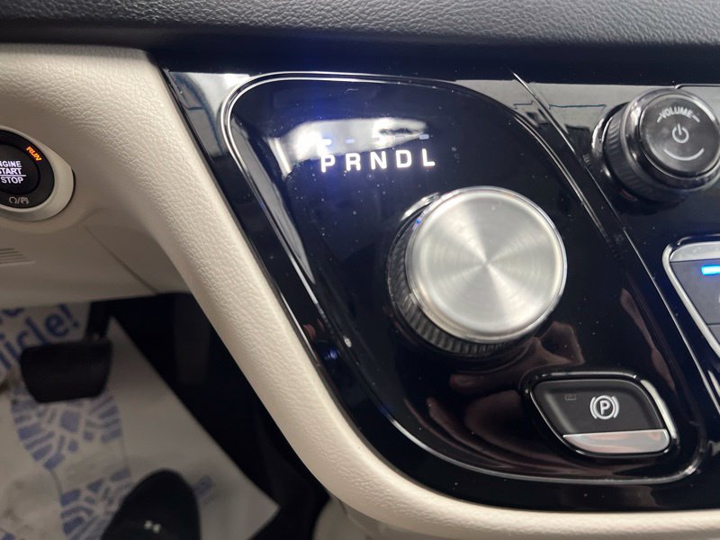 Used 2019 Chrysler Pacifica Van
