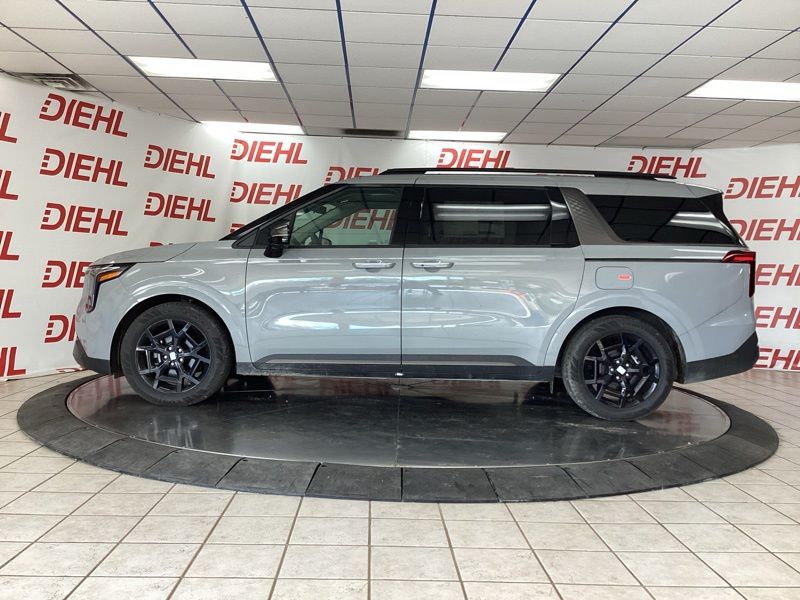 New 2026 Kia Carnival MPV Van