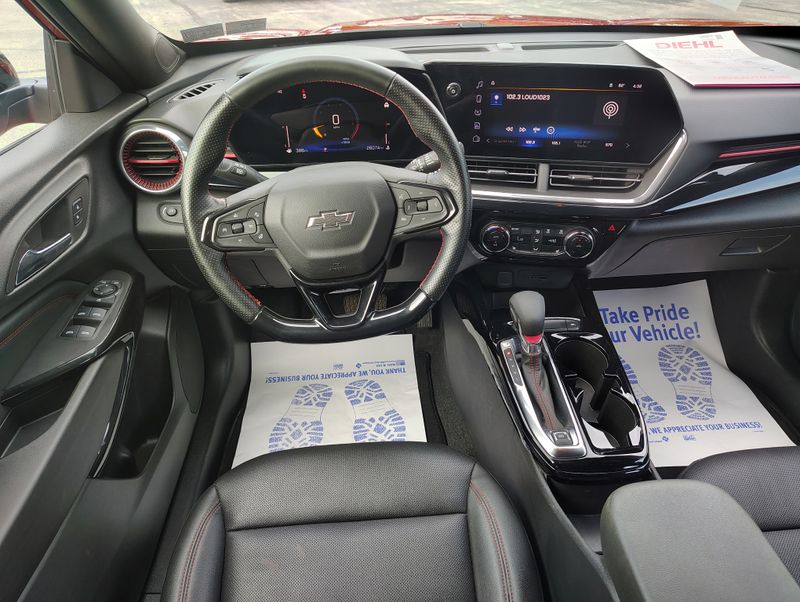 2024 Chevrolet Trax RS - Photo 21